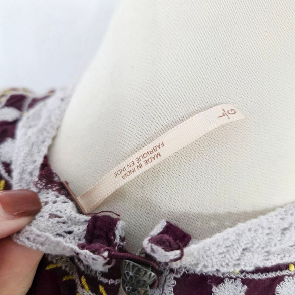 Free People Cozy on Up embroidered peasant top berry wine red purple women large - Picture 6 of 9